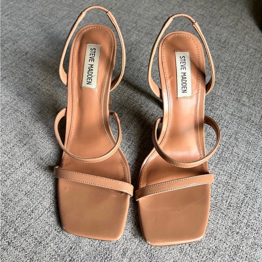 Steve Madden Grade Women’s Square Toe Heel Sandals